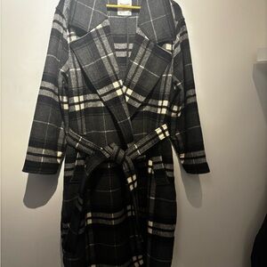 Abercrombie & Fitch Windowpane Check Belted Trench Coat in Black and Cream